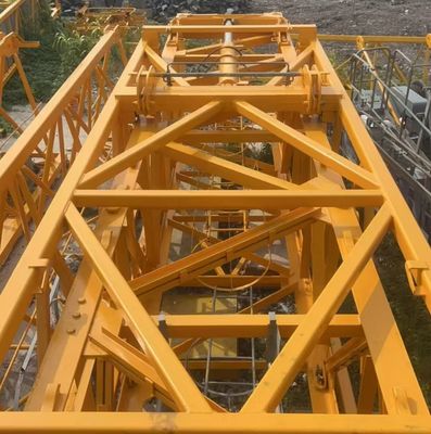 QTZ250 7020 رافعة برج مستعملة مع 10 طن الحمل الأقصى 70m الرفع و L68 الصخر